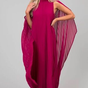 ❤️💕Flying Tomato Mulberry Pleated Maxi Dress with Cape💃🏻